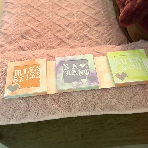 ColourPop Cloud Dye Palette with Pastel Hues BNIP 3 pallets inside - Picture 2 of 8